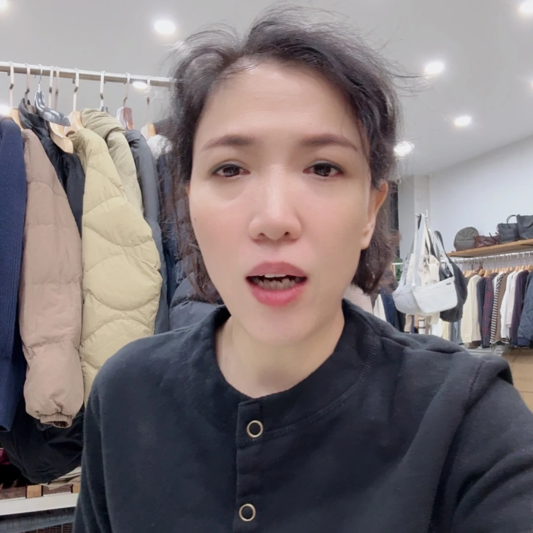 柒***。羊皮（革）马毛好想要小点衣服和裙子呜呜