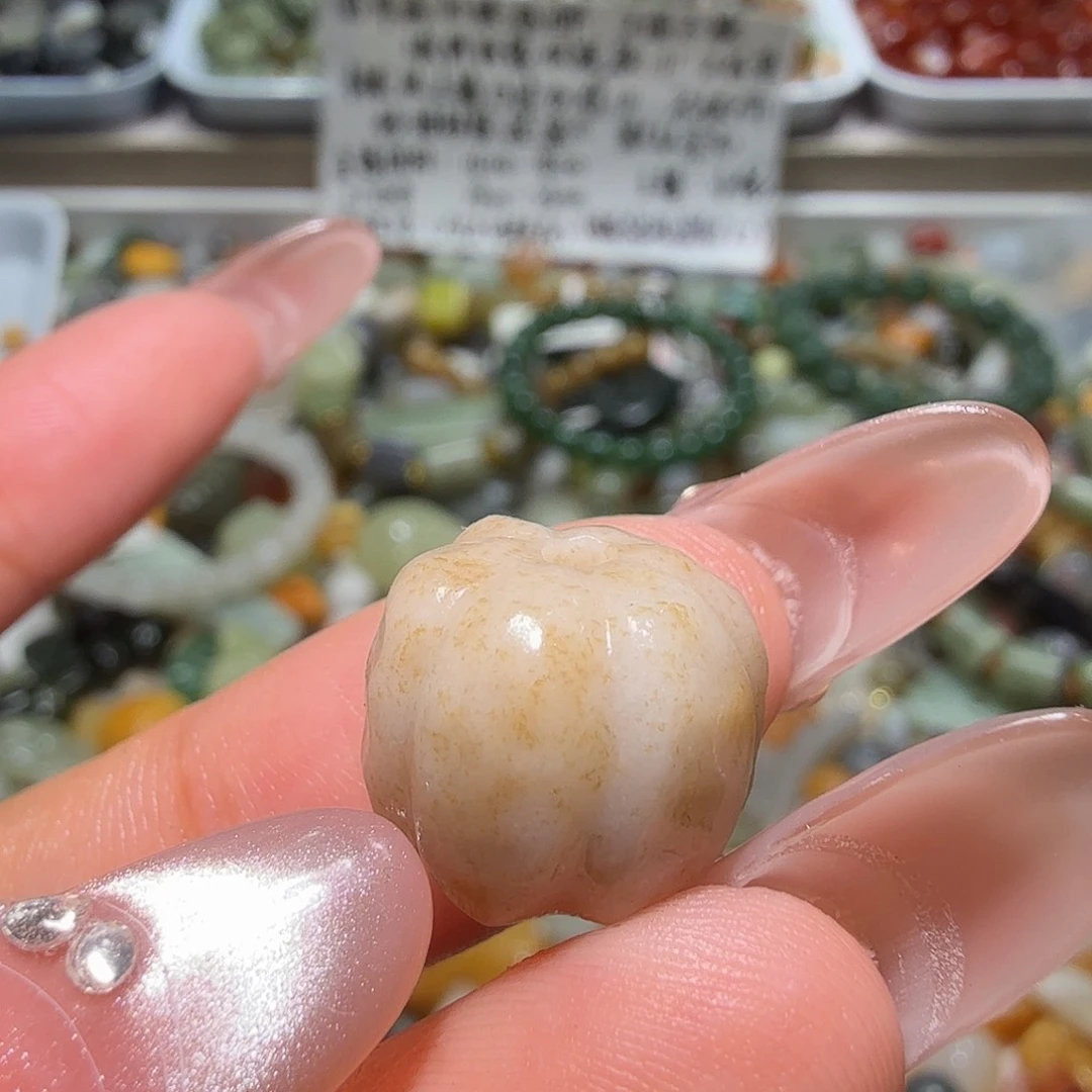 和田玉未镶嵌珠宝奇石