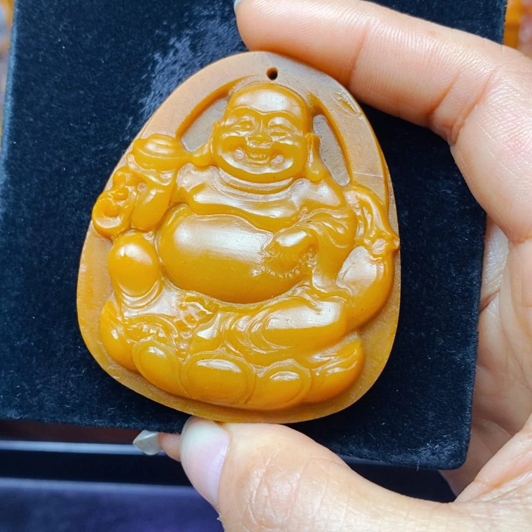 未镶嵌石英质玉（黄龙玉）颈饰