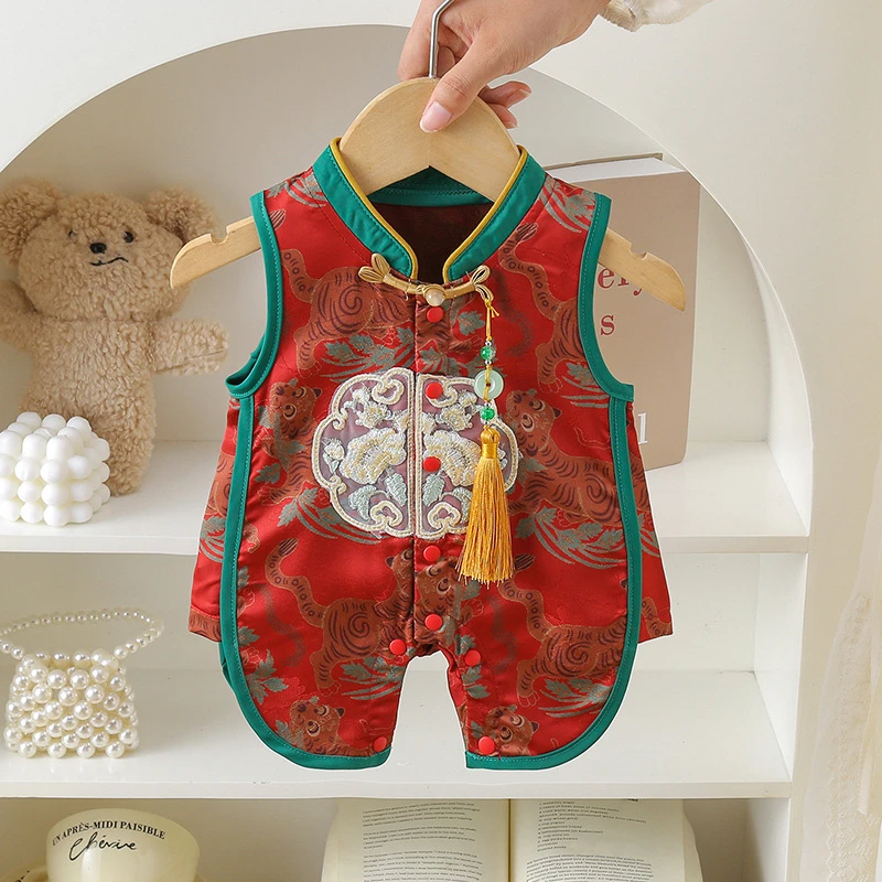 新生婴儿夏季衣服洋气男女宝宝中国风荷花虎国风端午款哈衣外出服