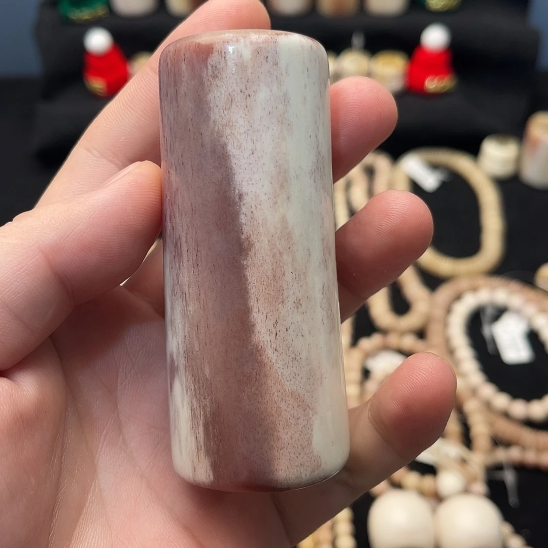 精品驼骨老料手把件