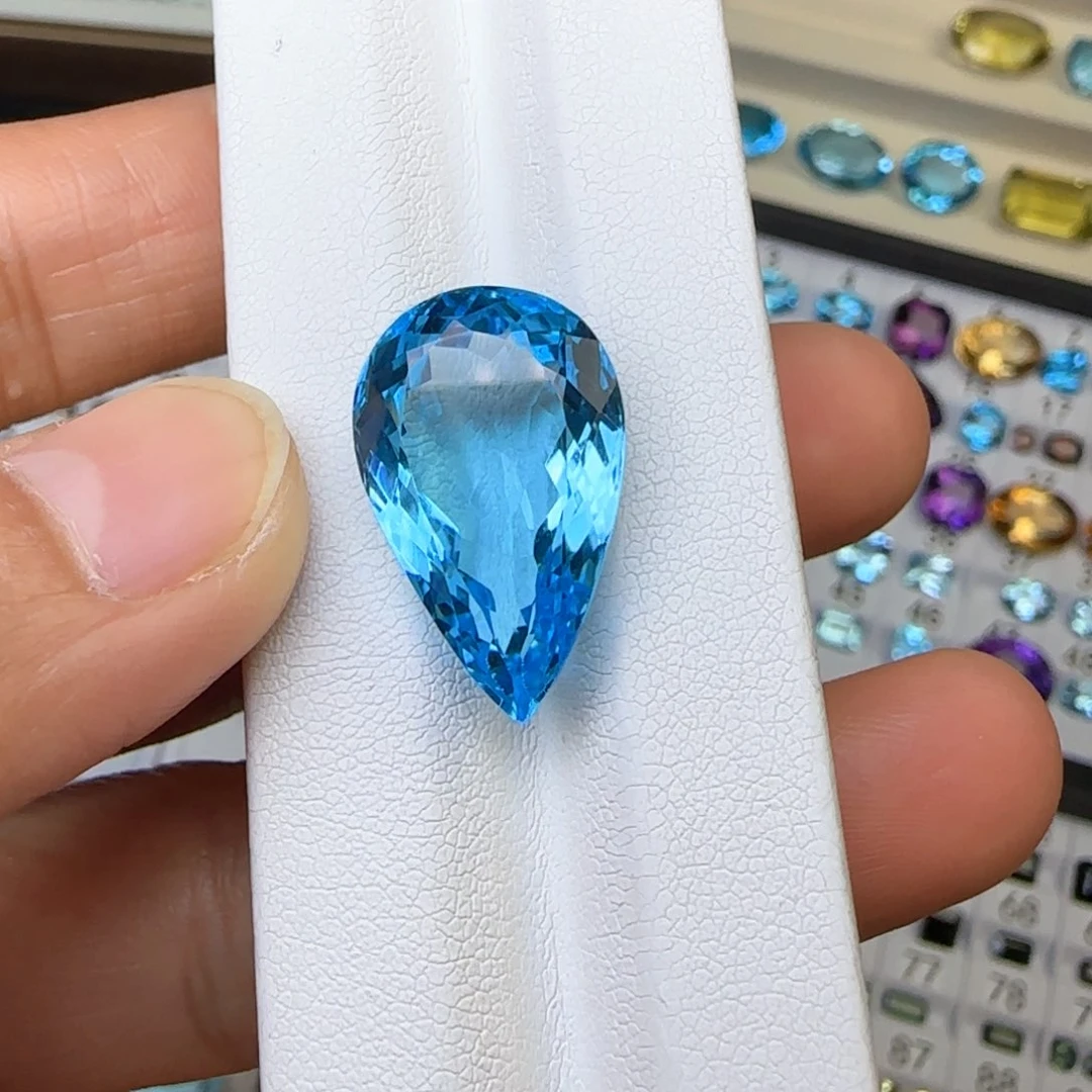 托帕石裸石未镶嵌20.2克拉