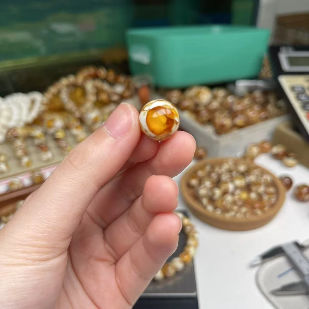 沁色蜜蜡白花圆珠一物一图尺寸14.2mm搭配手串好看1078号