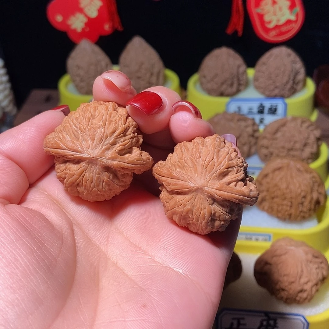 文玩核桃吊坠全品正磨