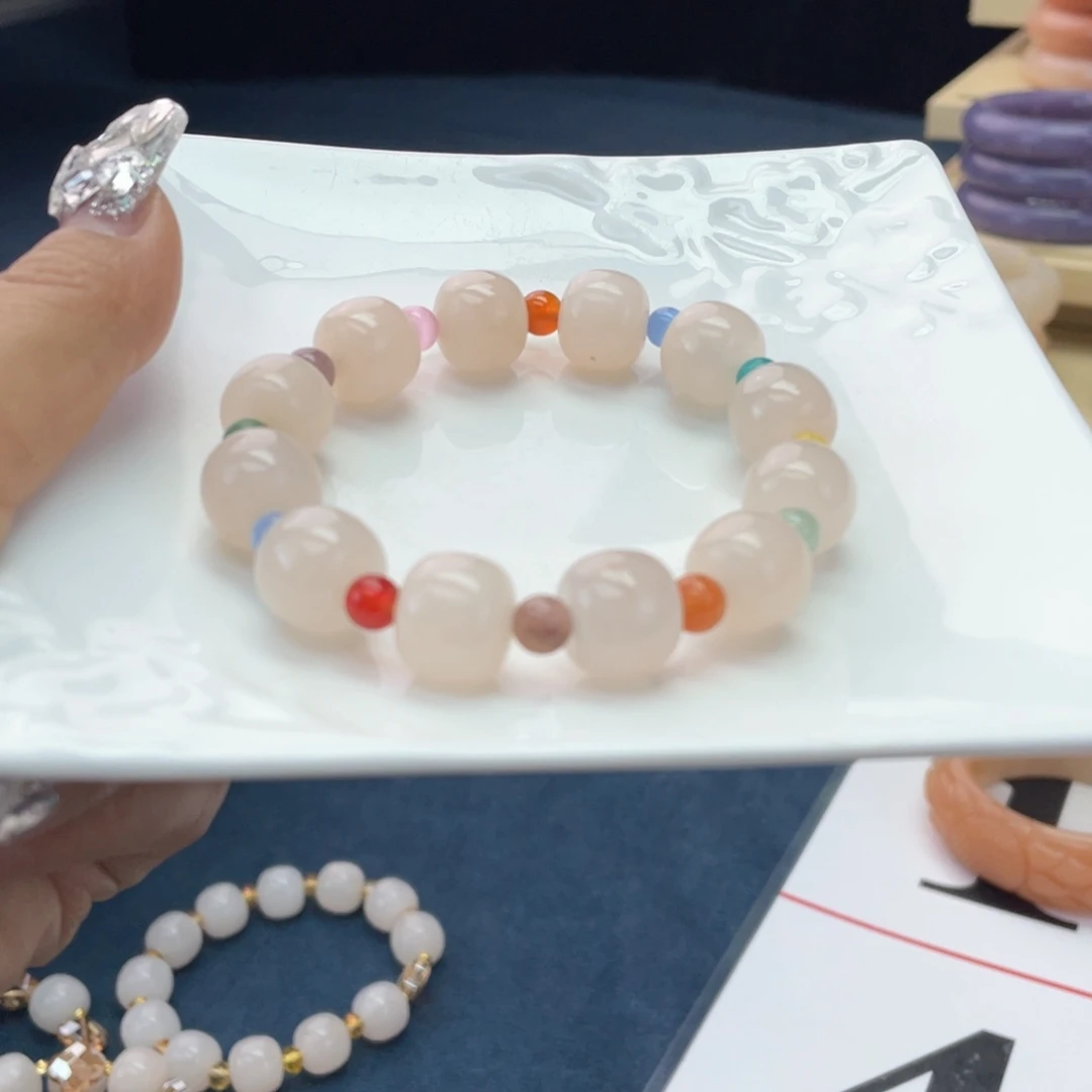 石英质玉未镶嵌手镯