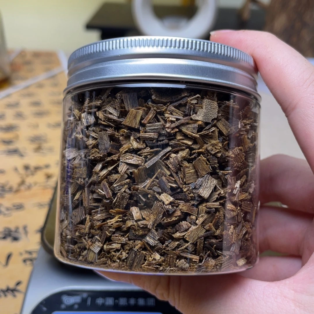 并****香料海南乌身50克碎料