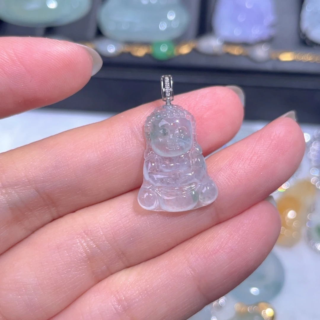 颈饰18K金镶嵌翡翠翡翠