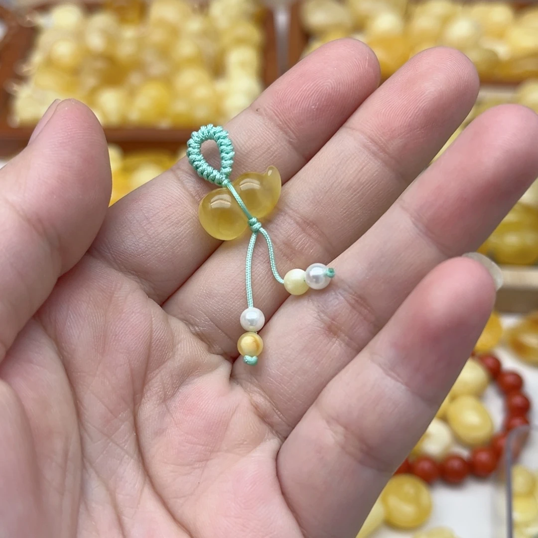 裸石蜜蜡未镶嵌配饰