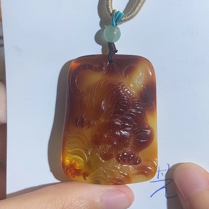 定制琥珀未镶嵌琥珀蜜蜡