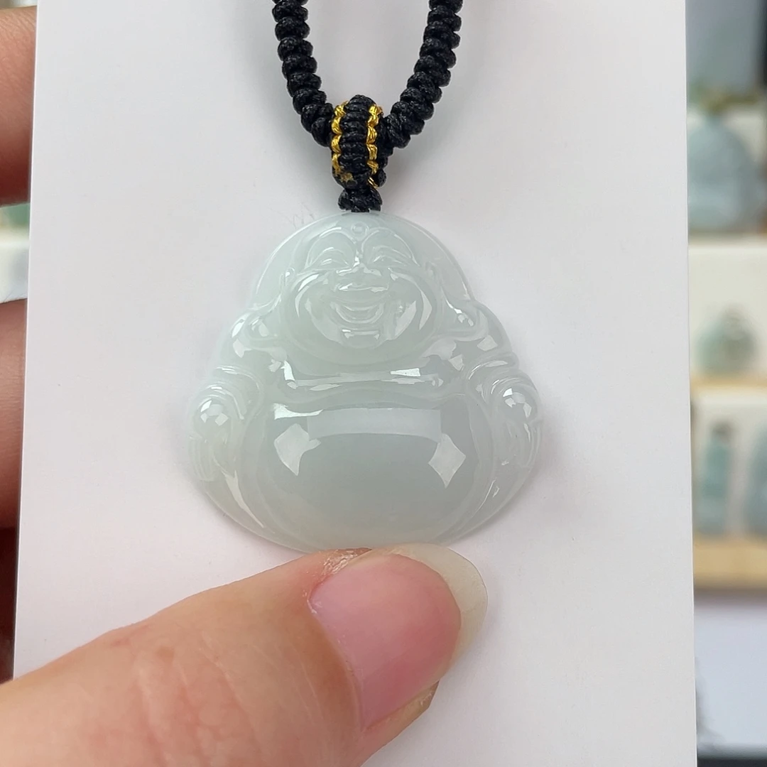 翡翠未镶嵌颈饰佛公