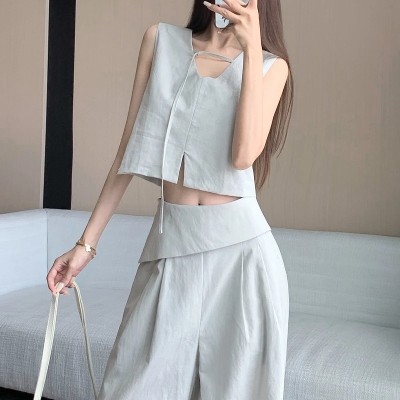 2025酷飒辣妹穿搭套装女夏时尚V领无袖背心上衣高腰阔腿裤两件套