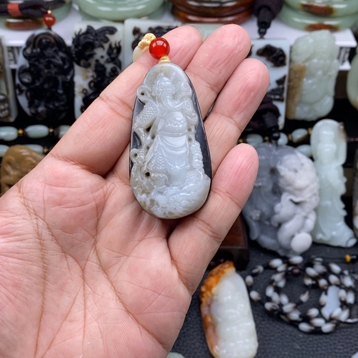 和田玉未镶嵌项链