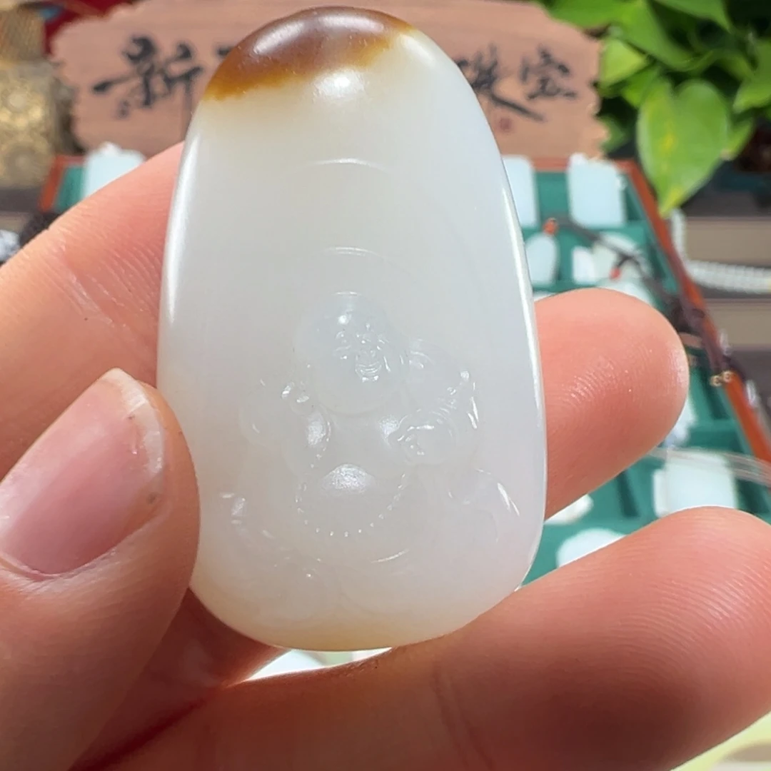 颈饰未镶嵌和田玉新疆和田糖羊脂白玉佛挂件