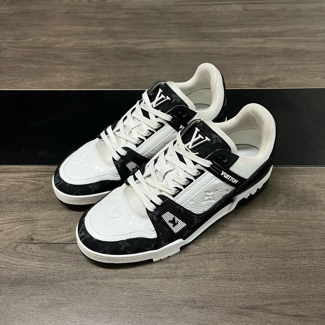 99新 LouisVuitton/路易威登 LV trainer黑白牛仔 42码 g0701
