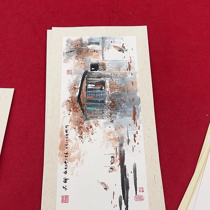 国画花鸟等图案为一体