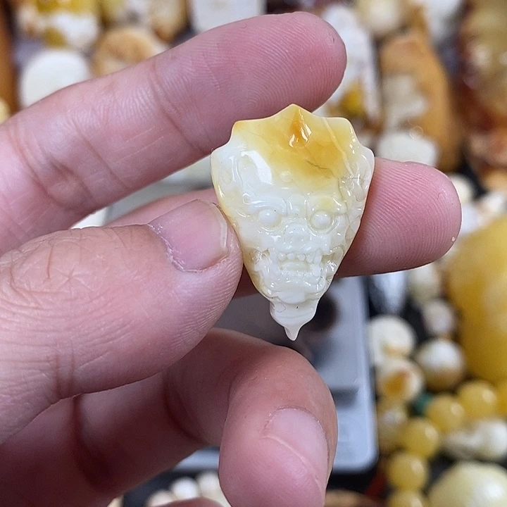 琥珀未镶嵌珠宝奇石我