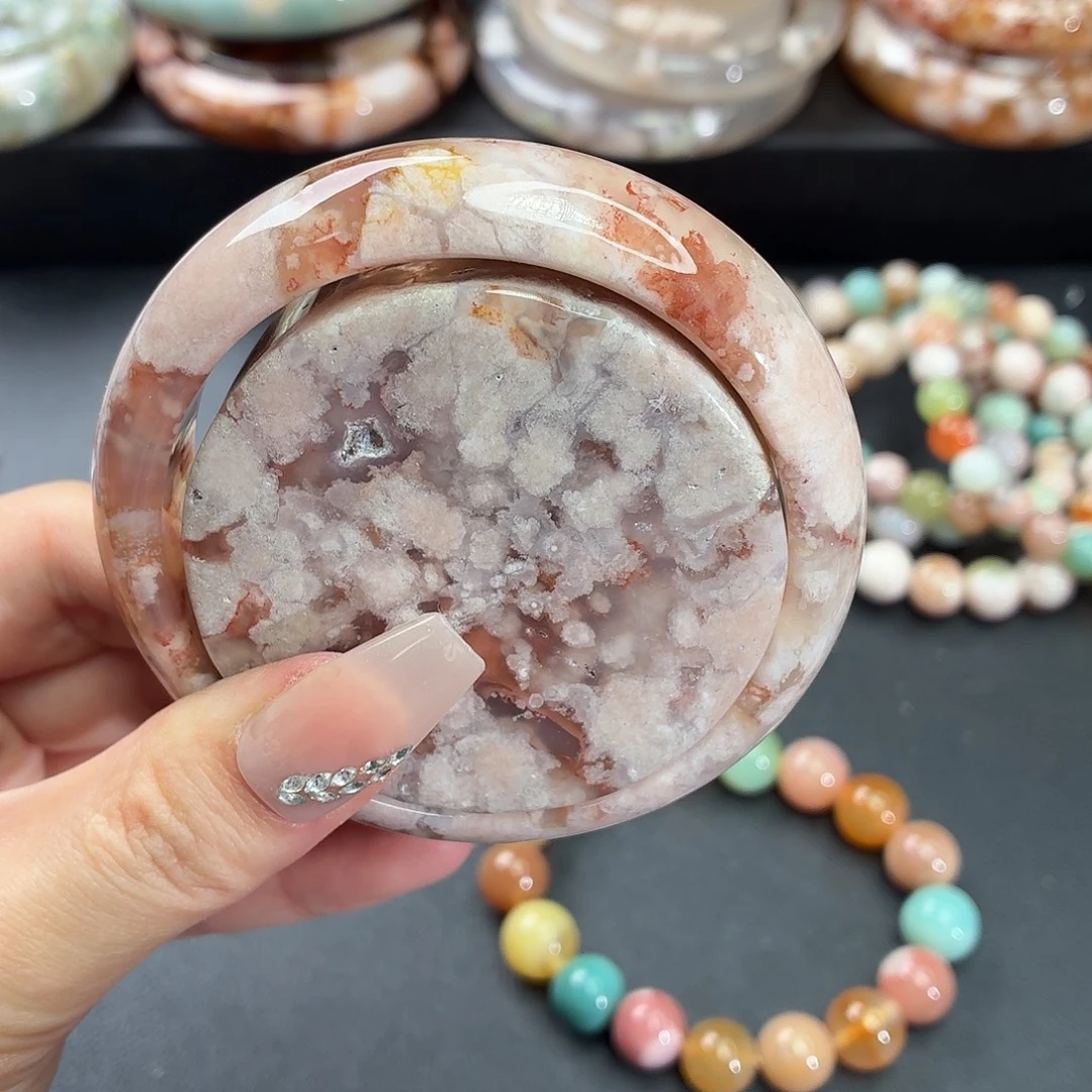 玛瑙/玉髓未镶嵌手镯