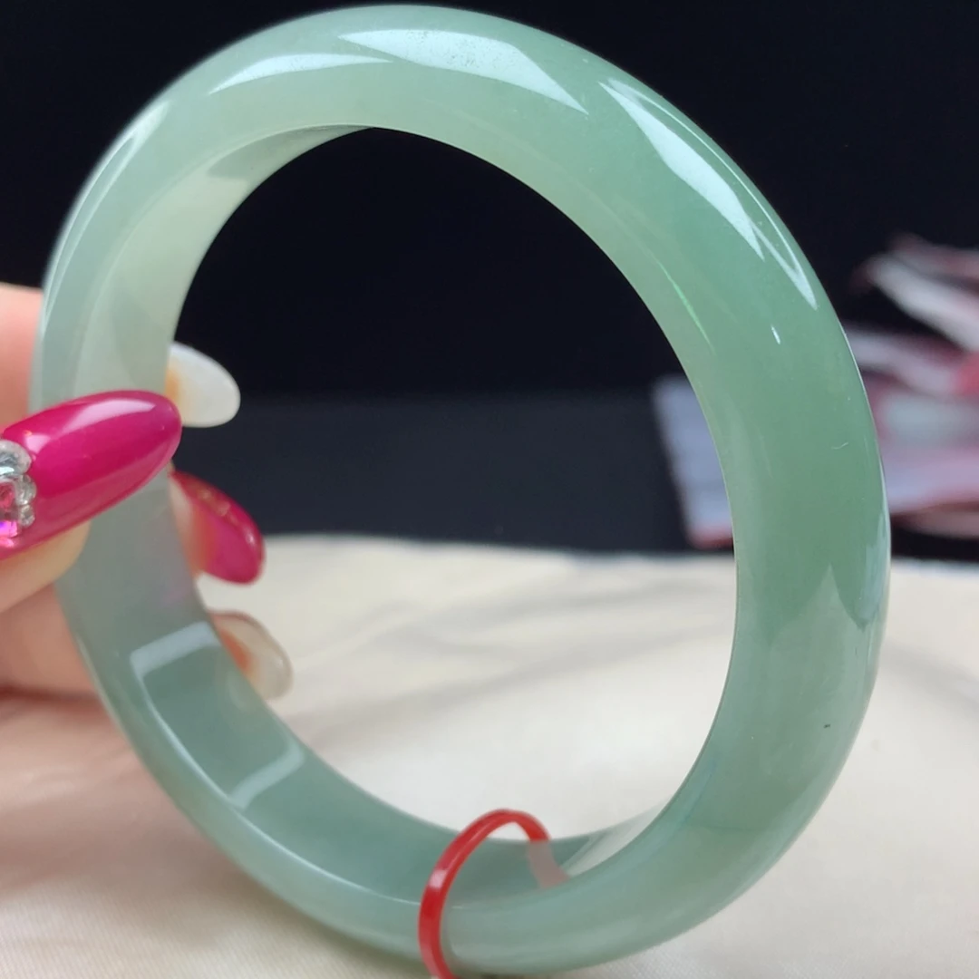 未镶嵌手镯翡翠97018，