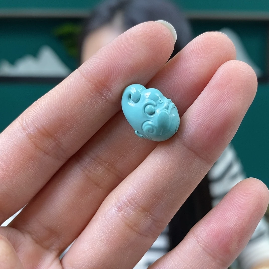 绿松石未镶嵌珠宝奇石