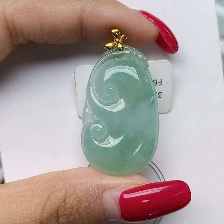 颈饰18K金镶嵌翡翠天然翡翠