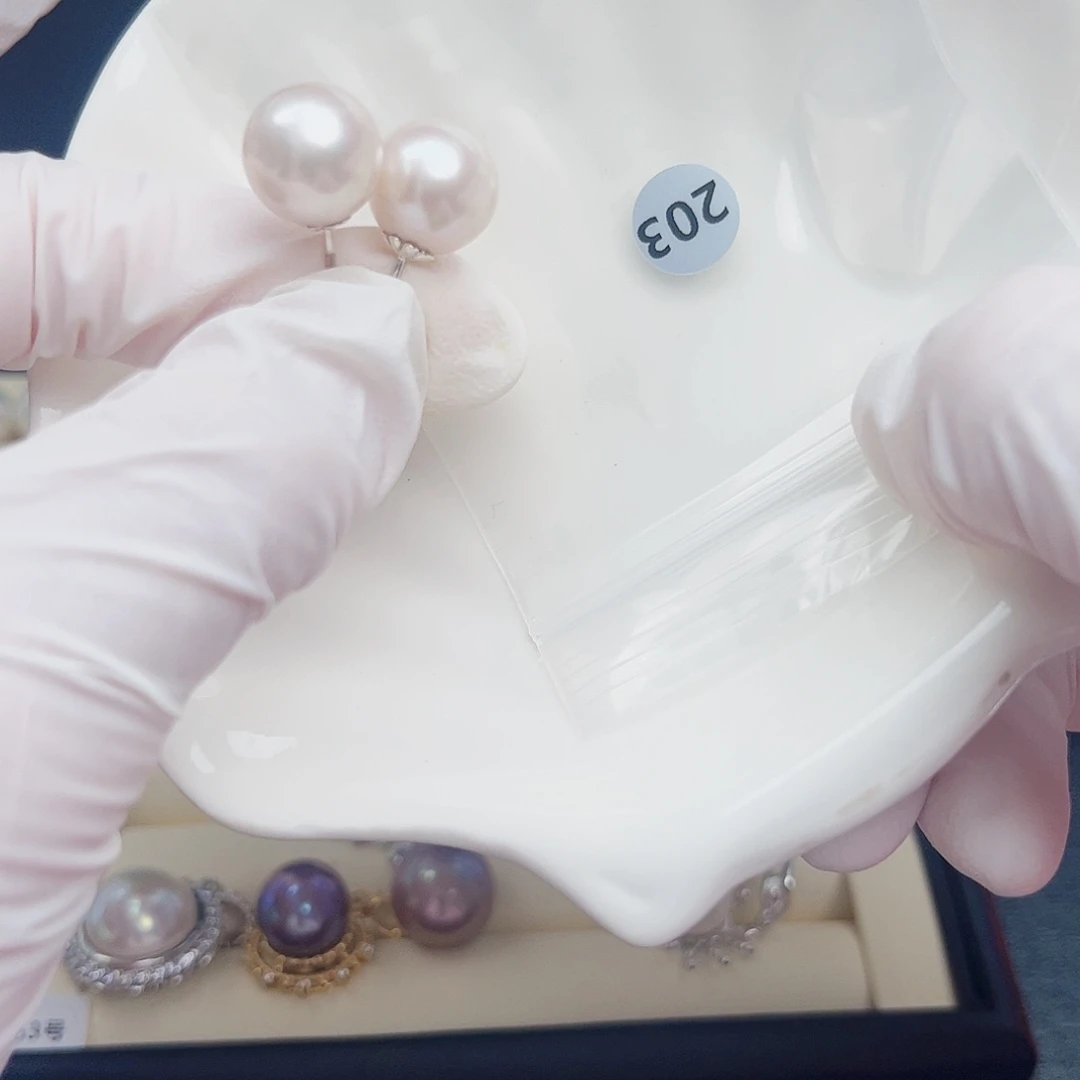 银S925镶嵌淡水珍珠耳饰