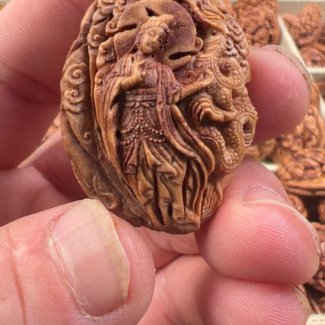 桃核吊坠桃核雕刻御龙观音