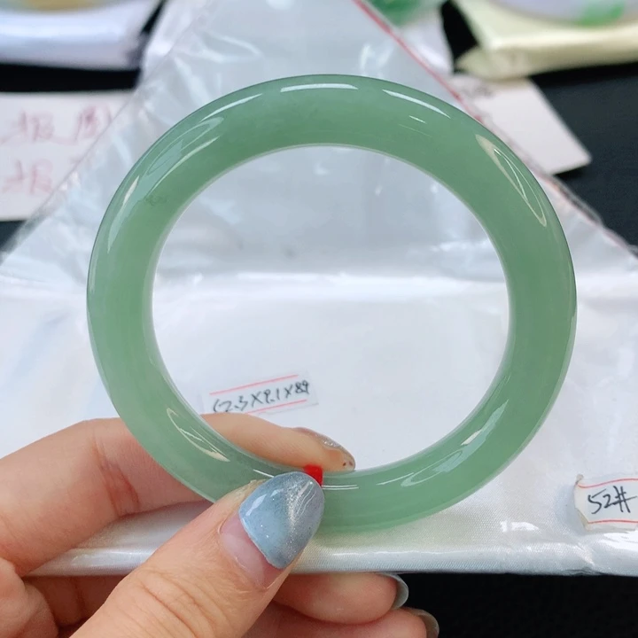 翡翠手镯足金镶嵌翡翠手镯52圆