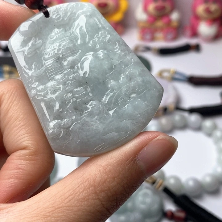 翡翠未镶嵌颈饰翡翠