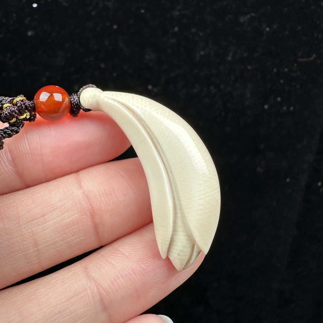 X7493天然猛犸牙玉兰花36x10mm支持鉴定假一赔四