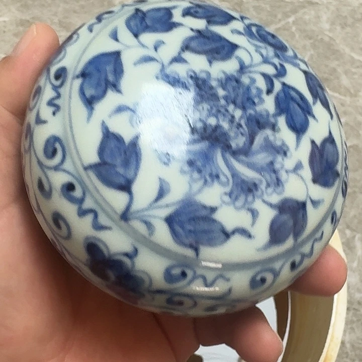 羅***山青花粉盒品相完整如图漂亮