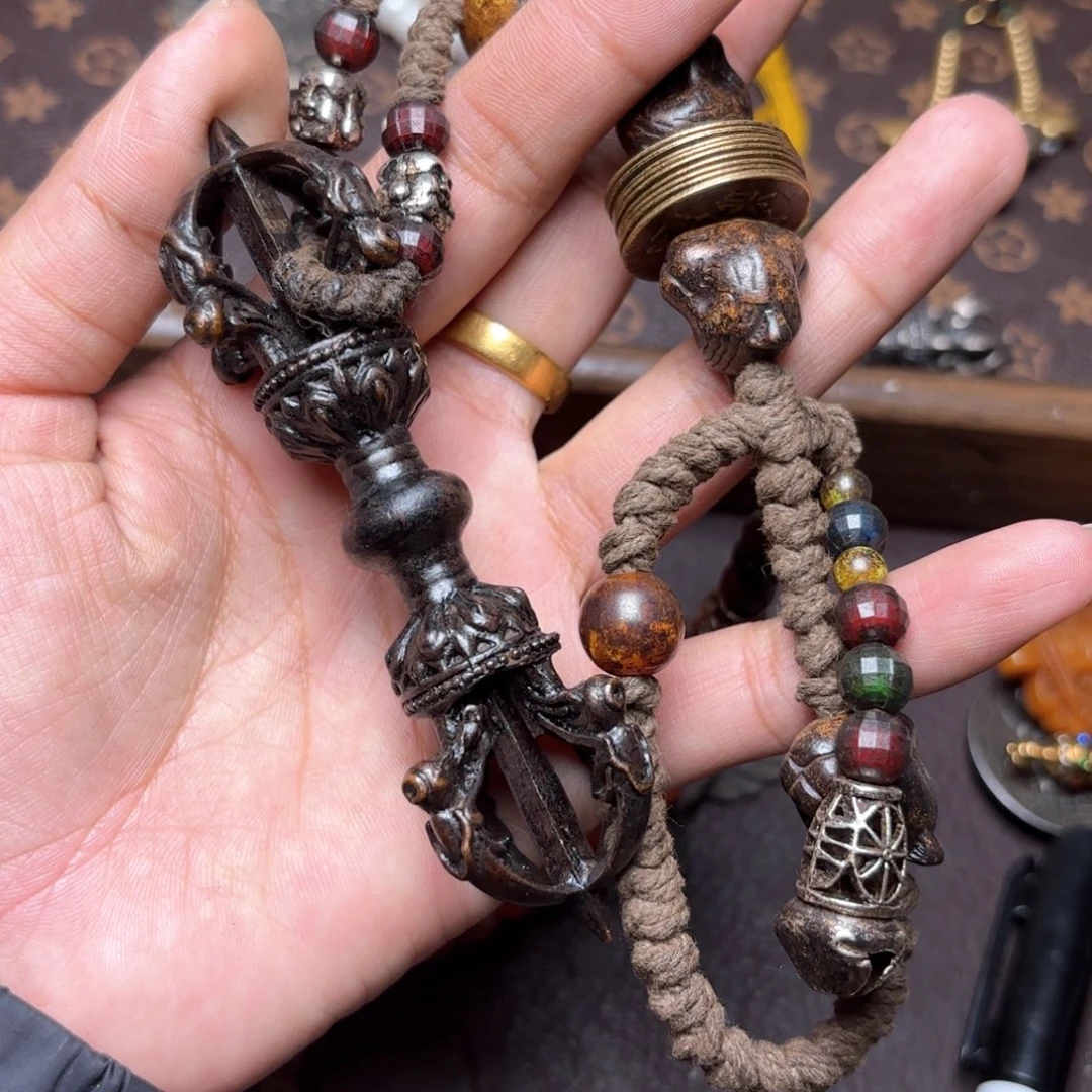 铜星月菩提吊坠项链