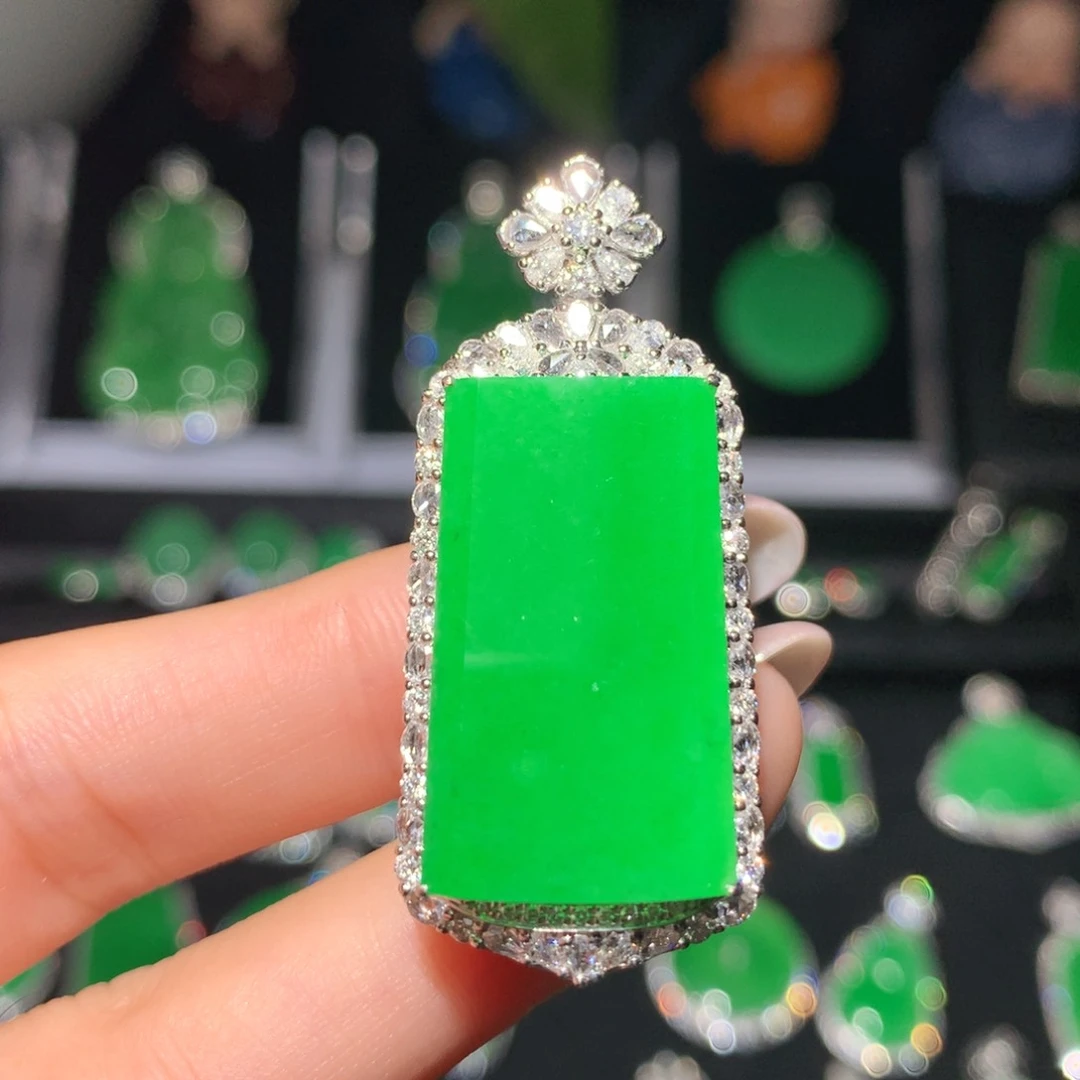 翡翠18K金镶嵌吊坠(不含链)翡翠