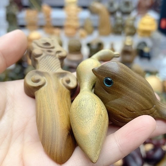 维腊木（绿檀）文*然宝剑，葫芦，小鸟