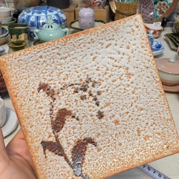 一个碟子好看的饿的