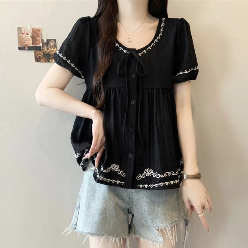 大码法式复古刺绣系带短袖衬衫女夏胖MM宽松显瘦百搭洋气小衫上衣