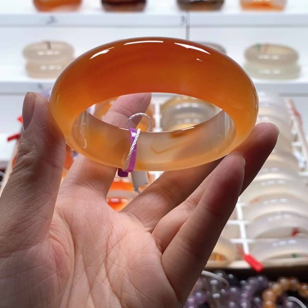 玛瑙/玉髓手镯未镶嵌