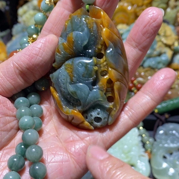 岫玉岫玉吊坠未镶嵌