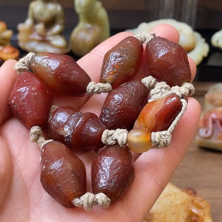 和田玉（糖玉）未镶嵌颈饰