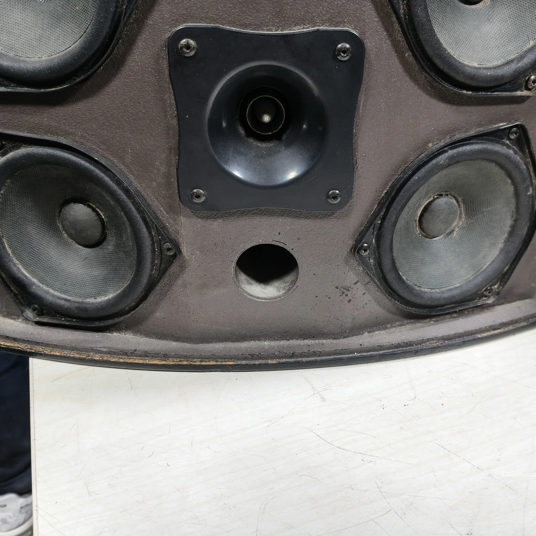 不包邮，正常使用，小音响一对