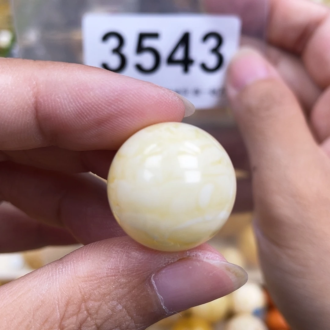 琥珀未镶嵌珠宝奇石19.9粉