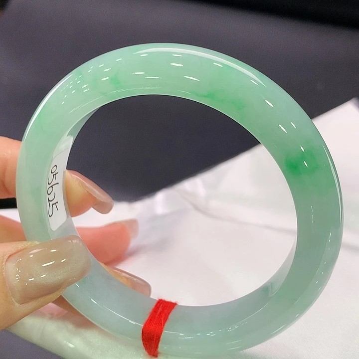 未镶嵌手镯翡翠正圈58