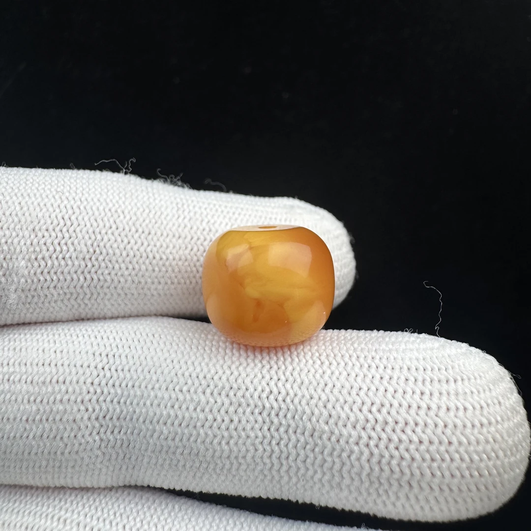 A68-25天然原矿蜜蜡 鸡油红墩子 14.9*12.4mm支持复检