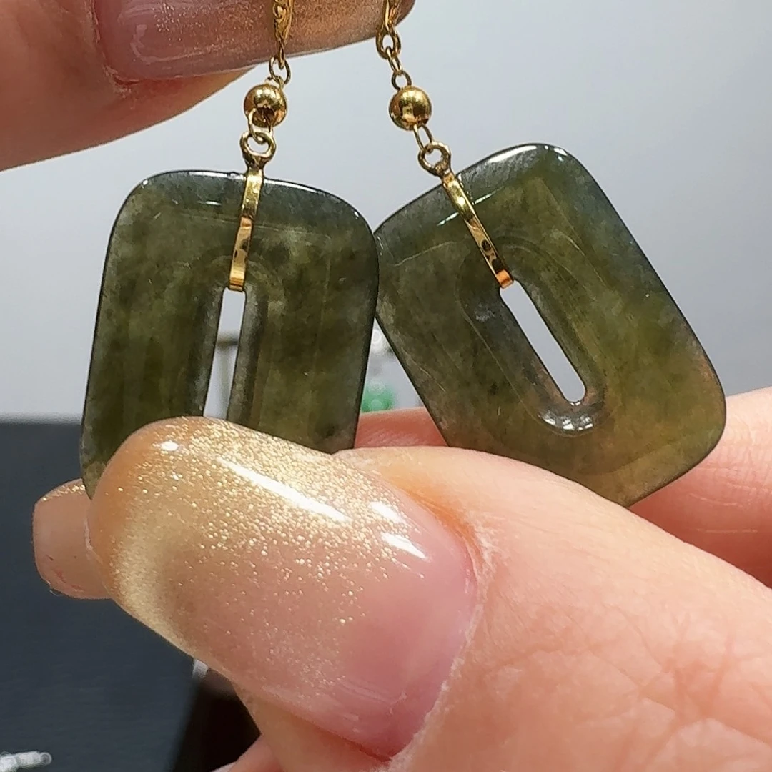 翡翠耳饰18K金镶嵌耳饰