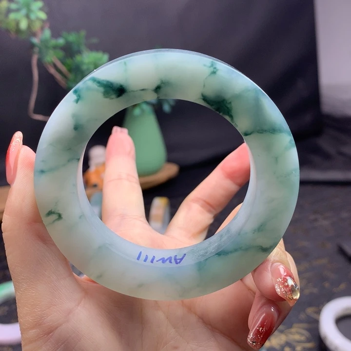 定制翡翠未镶嵌空谷幽兰