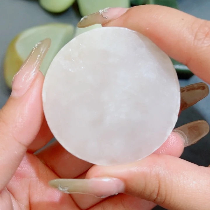 和田玉（糖玉）未镶嵌珠宝奇石