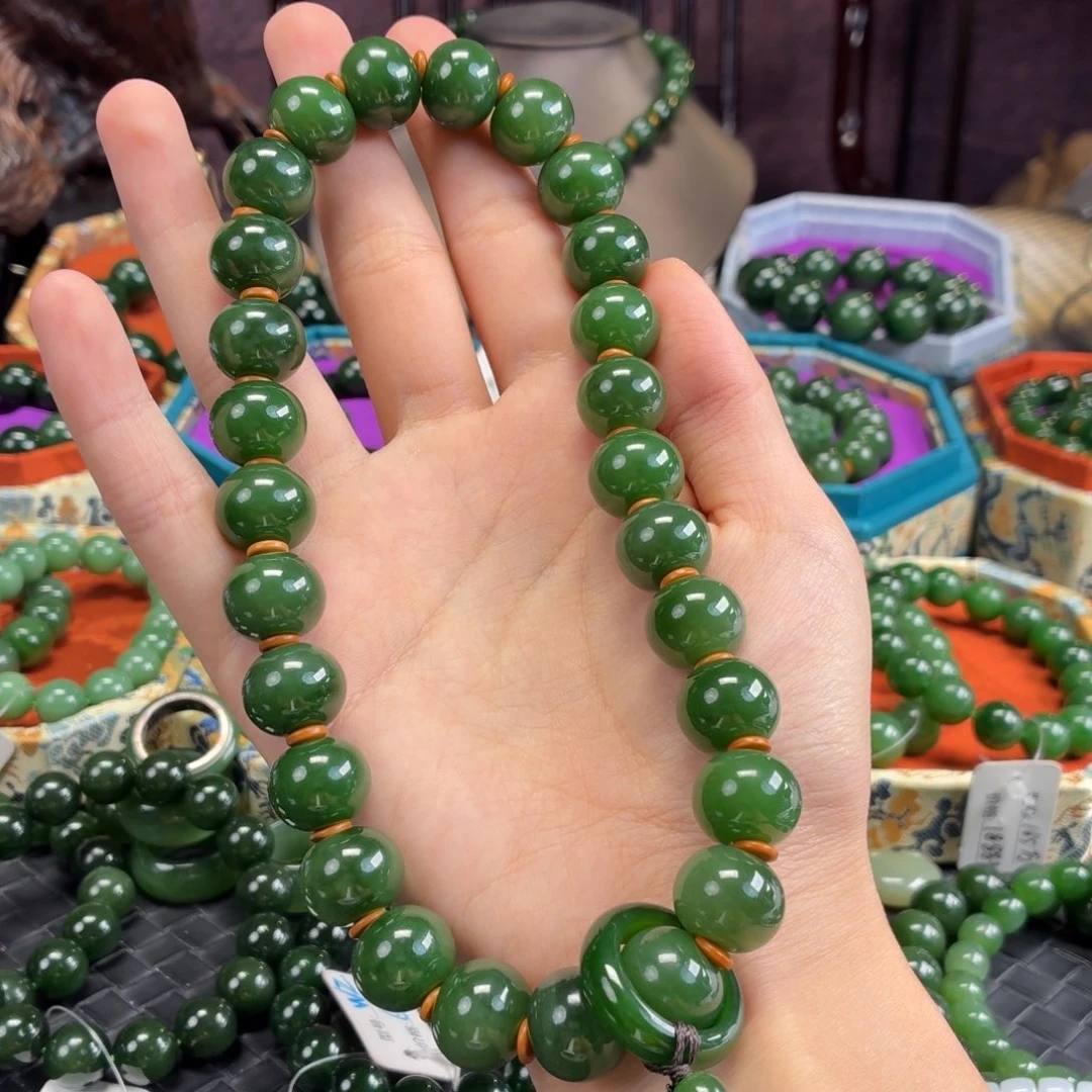 和田玉（碧玉）未镶嵌手链