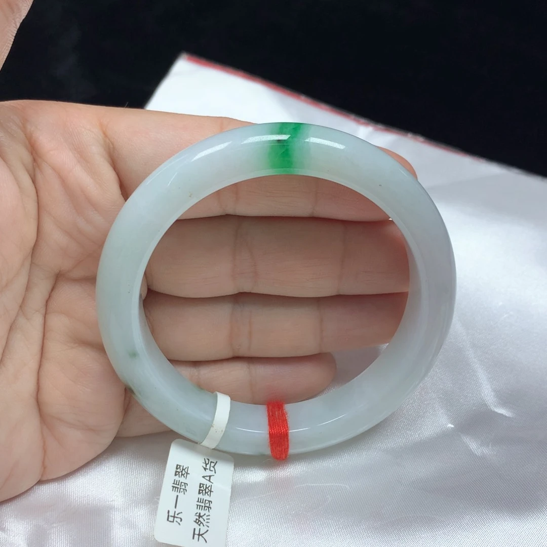翡翠手镯未镶嵌正圈58.2