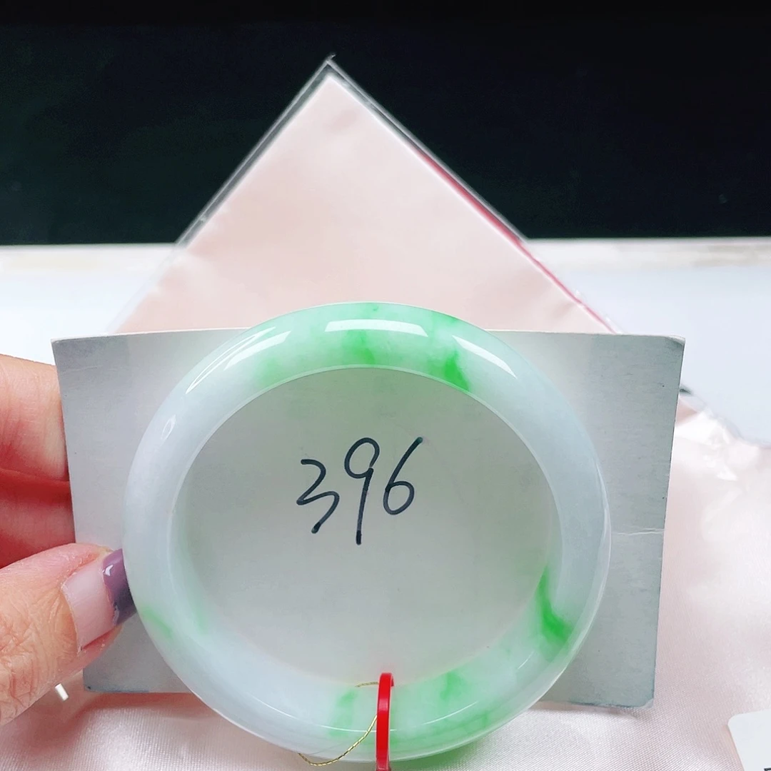 翡翠未镶嵌手镯缅甸翡翠54+