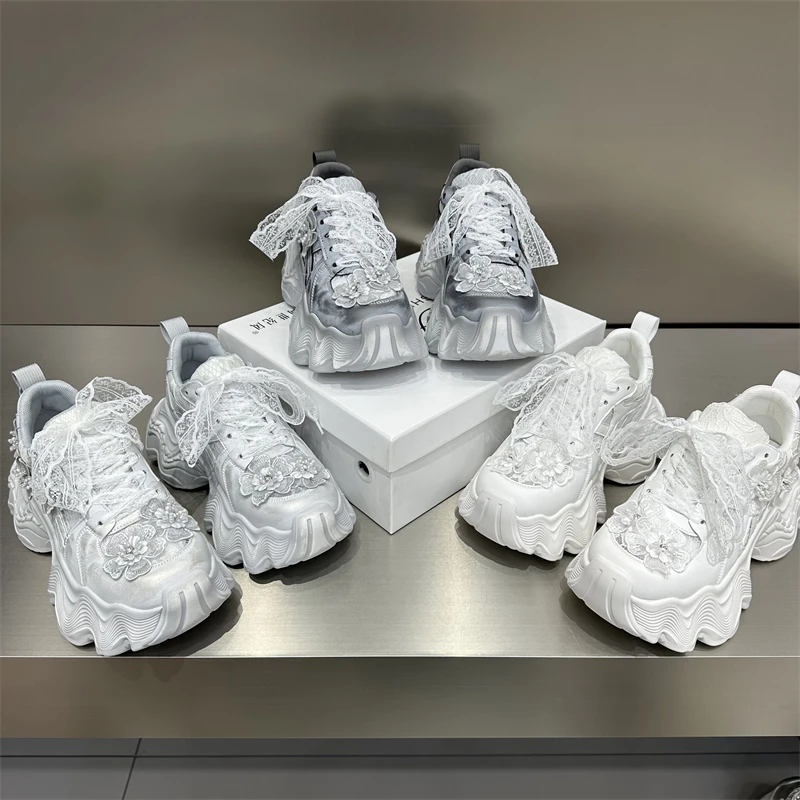 女鞋白色时尚百搭网红春季厚底透气银色网面系带拼接高定潮流潮鞋