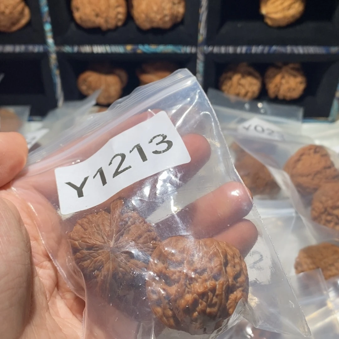 国***物文玩核桃吊坠38全品房山山地磨